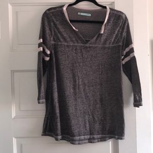 Maurice’s quarter sleeve tee